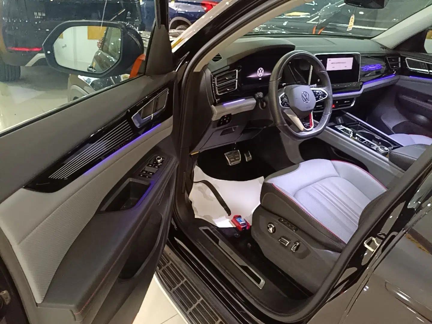 Volkswagen Teramont X 2023 380TSI Four-Wheel Drive Prestige Luxury Edition — миниатюра 23