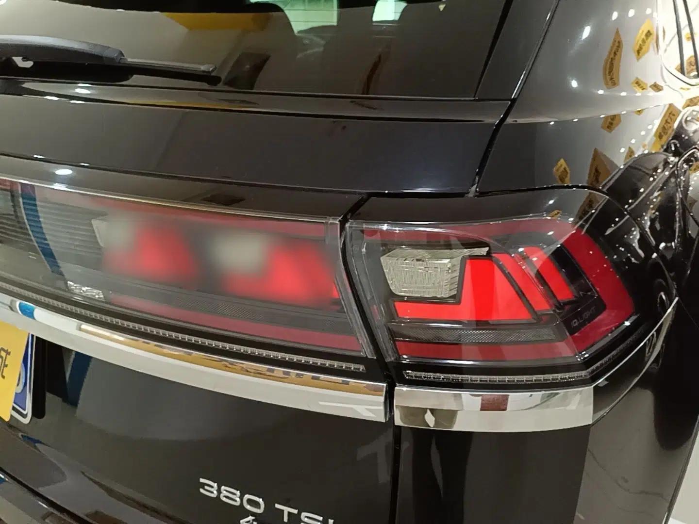 Volkswagen Teramont X 2023 380TSI Four-Wheel Drive Prestige Luxury Edition — миниатюра 9