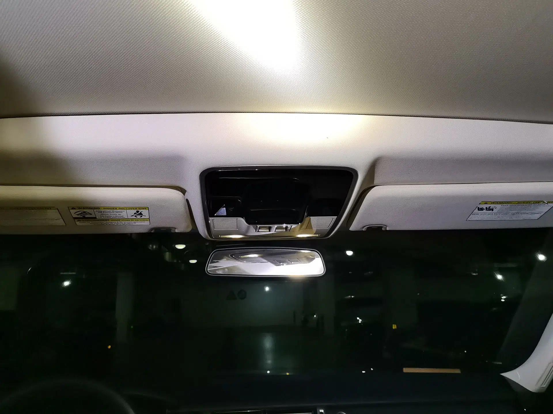 Land Rover Range Vogue 2013 3.0T Gasoline Parallel Import 5-Seater — миниатюра 18