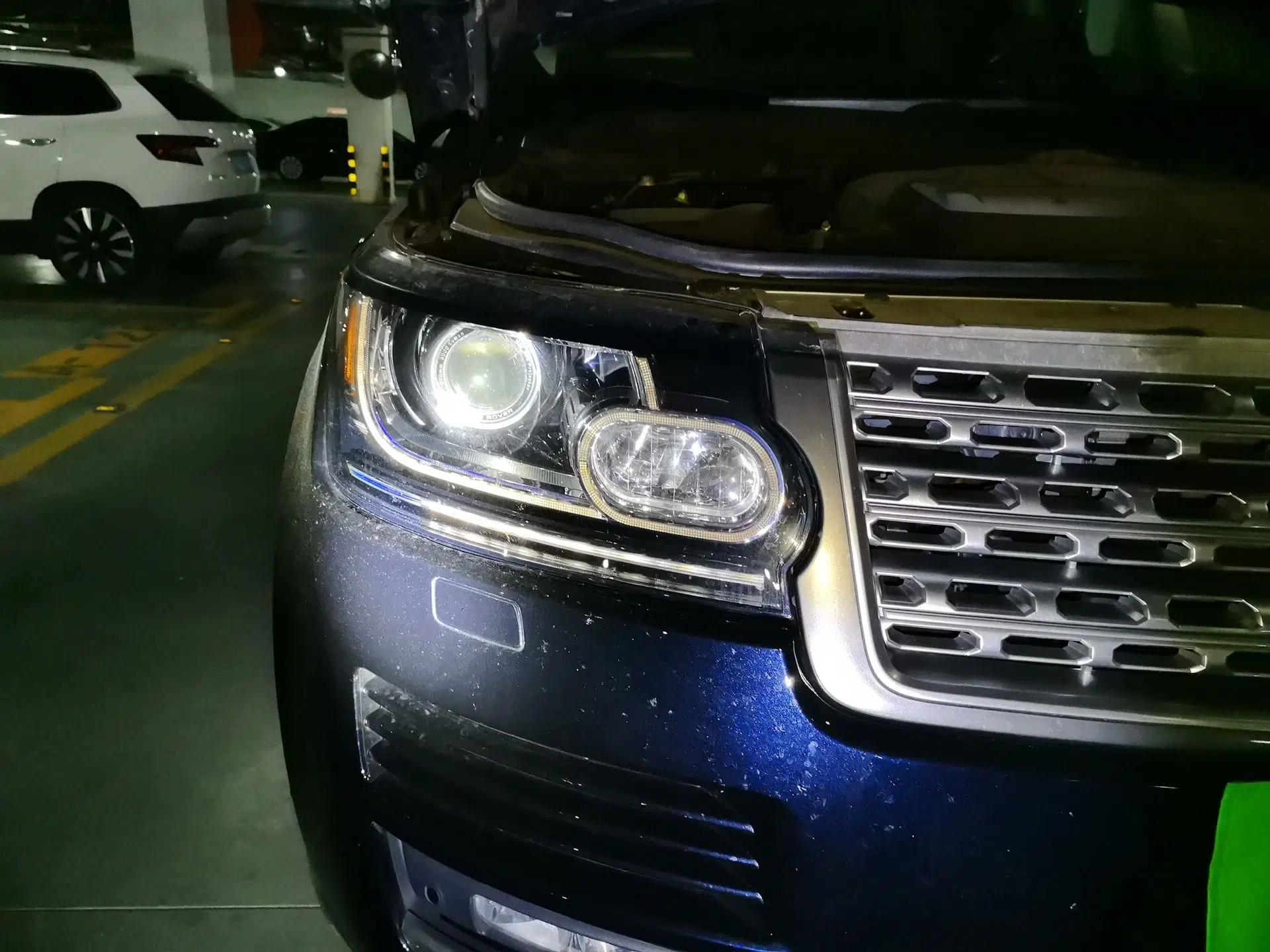 Land Rover Range Vogue 2013 3.0T Gasoline Parallel Import 5-Seater — миниатюра 7