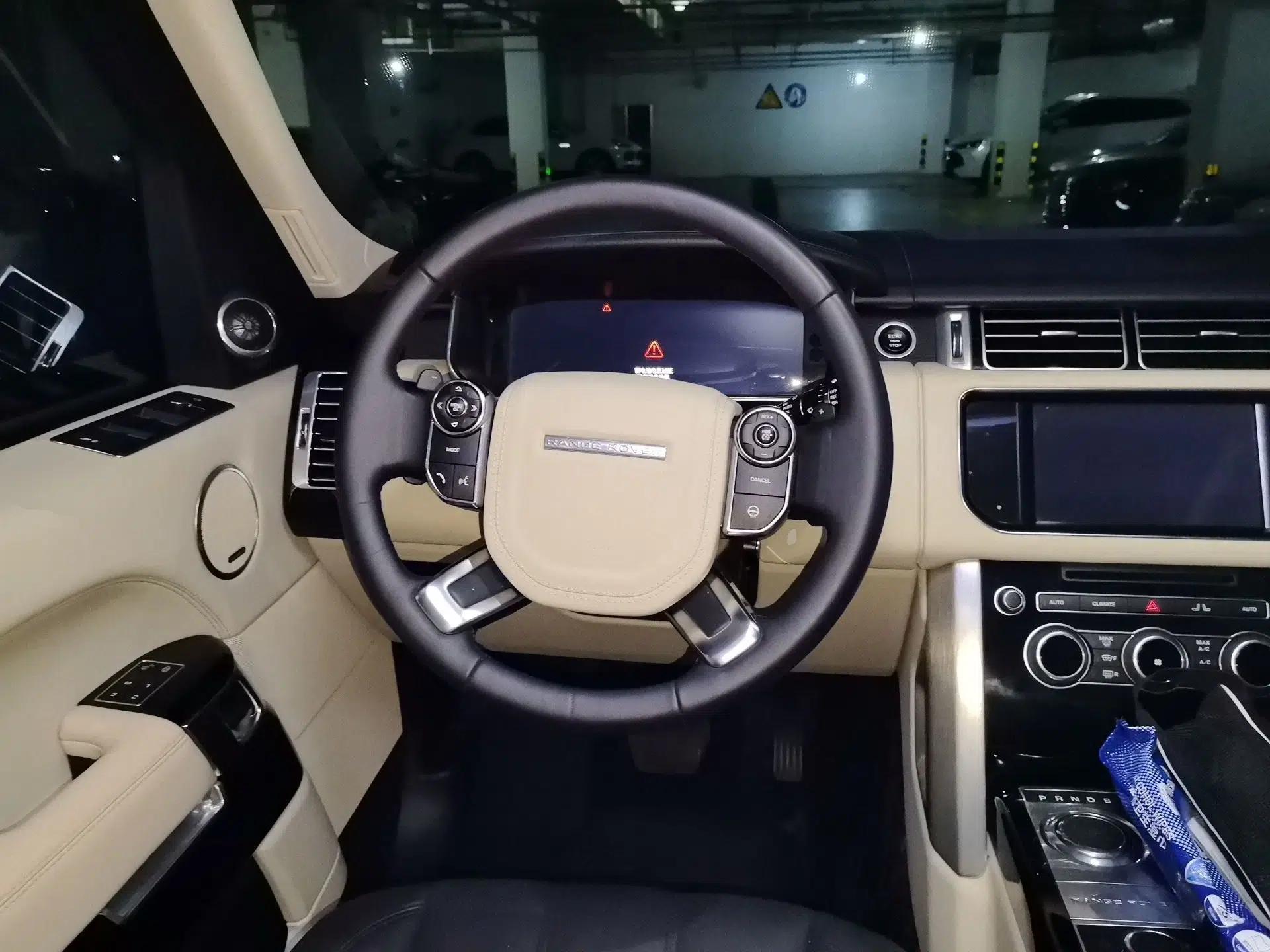 Land Rover Range Vogue 2013 3.0T Gasoline Parallel Import 5-Seater — миниатюра 10