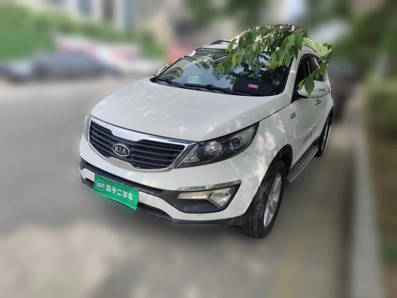 Kia Sportage R 2014 2.0L Automatic Two-Wheel Drive GLS Trim — миниатюра 1