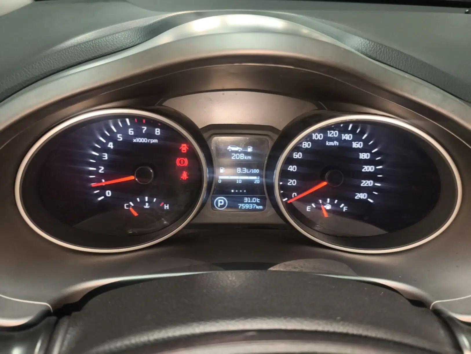 Kia Sportage R 2015 2.0L Automatic Two-Wheel Drive GL — миниатюра 14