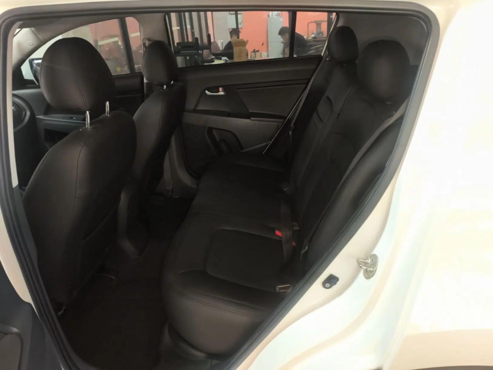 Kia Sportage R 2015 2.0L Automatic Two-Wheel Drive GL — миниатюра 20