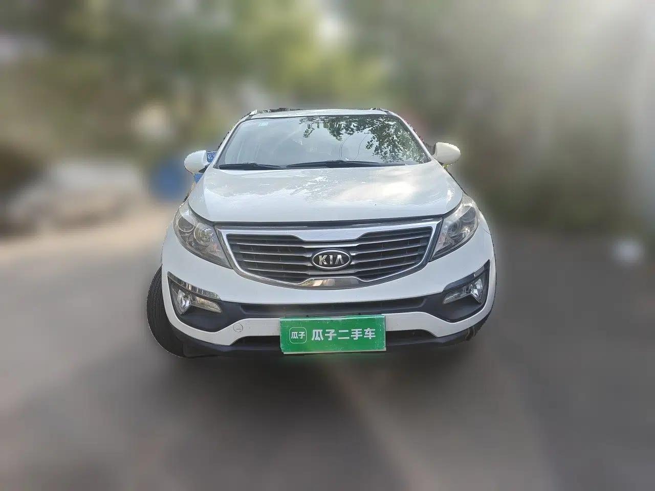 Kia Sportage R 2014 2.0L Automatic Two-Wheel Drive GL — миниатюра 2