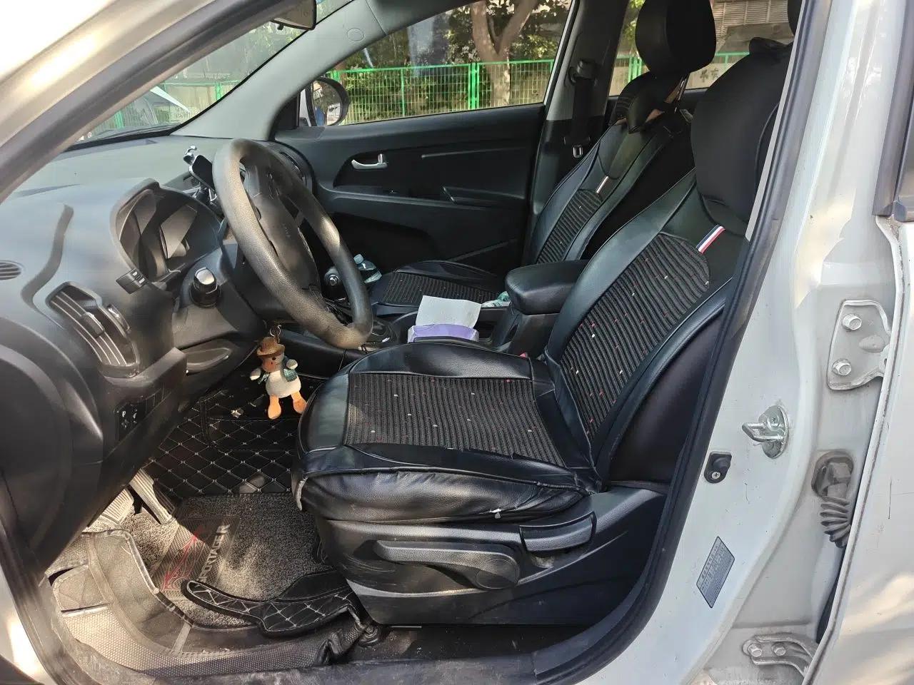 Kia Sportage R 2014 2.0L Automatic Two-Wheel Drive GL — миниатюра 15
