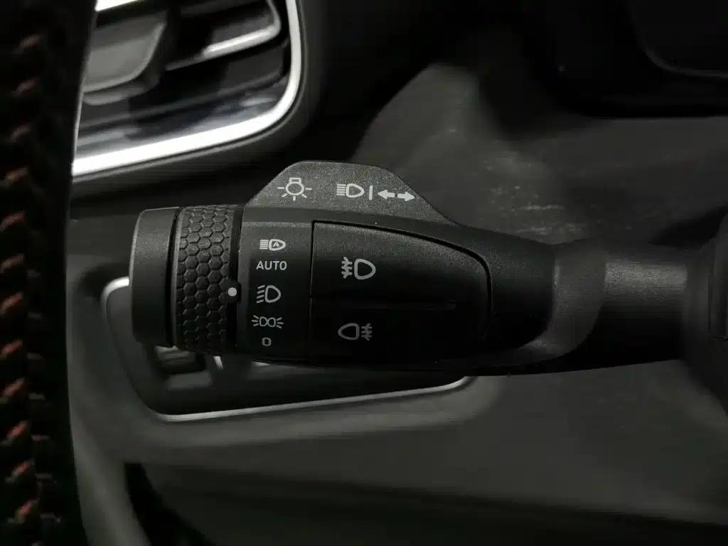 Lynk & Co 02 2018 1.5T DCT 2WD Pro Edition (National V Emission Standard) — миниатюра 21