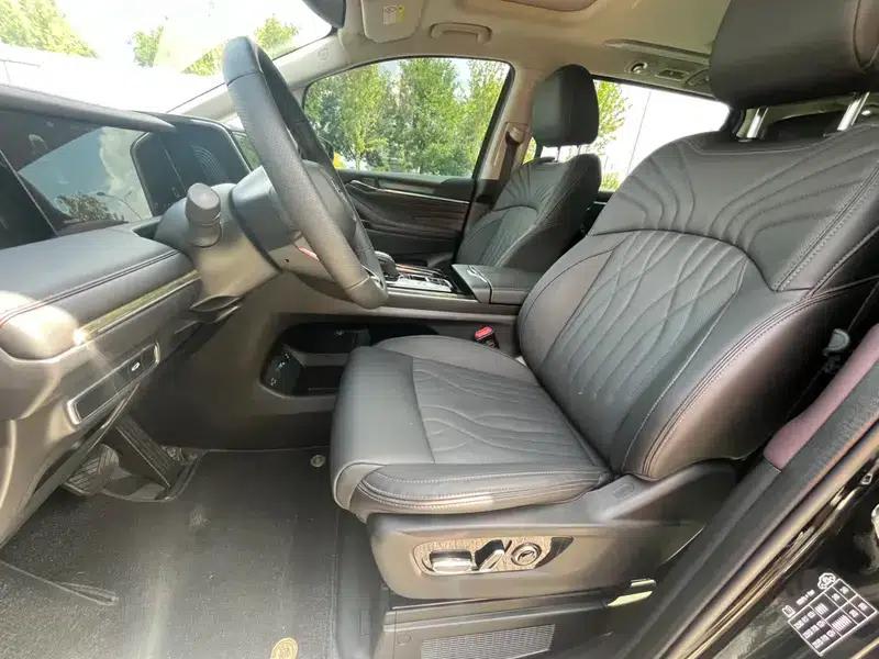 Trumpchi M8 2024 Master Series 2.0TGDI Supreme Edition — миниатюра 20