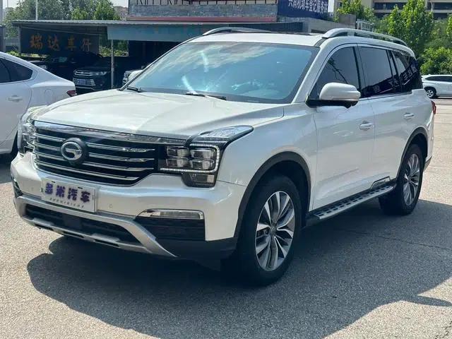 Trumpchi GS8 2017 320T 4WD Supreme Edition 7-seater