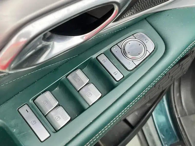 Trumpchi GS8 2022 Navigator Series 2.0TGDI 2WD Luxury Intelligent Connected 7-Seater — миниатюра 27