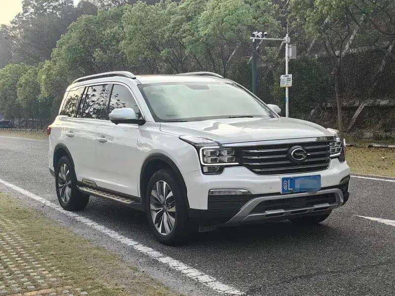 Trumpchi GS8 2017 320T 2WD Luxury Intelligent Connected Edition 7-Seater — миниатюра 3