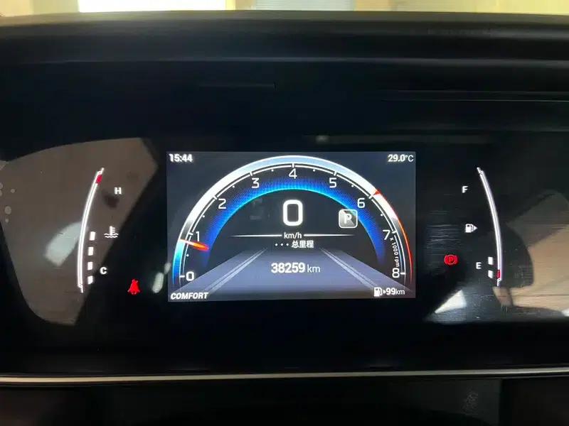 Trumpchi M6 2021 Pro 270T AT Luxury Edition — миниатюра 12