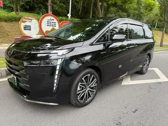 Trumpchi E8 PHEV 2024 2.0ATK 150km PRO Edition
