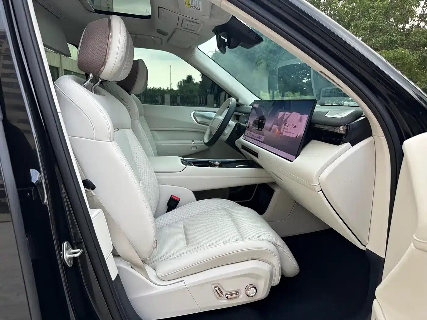 Lynk & Co 900 2025 1.5T Ultra 6-seater — миниатюра 6