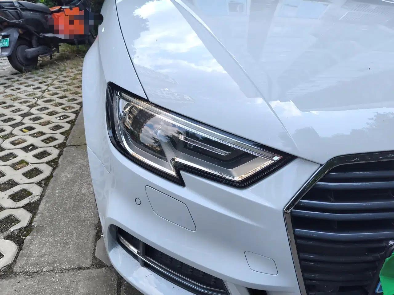 Audi A3 2018 30th Anniversary Edition Limousine 35 TFSI Fashion Model — миниатюра 7