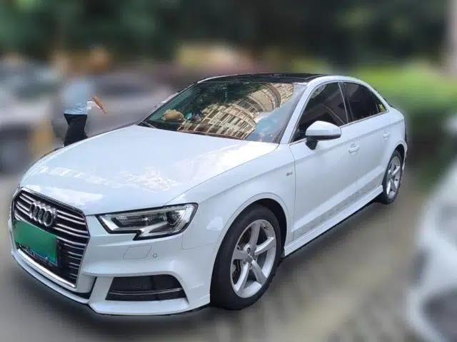Audi A3 2018 30th Anniversary Edition Limousine 35 TFSI Fashion Model