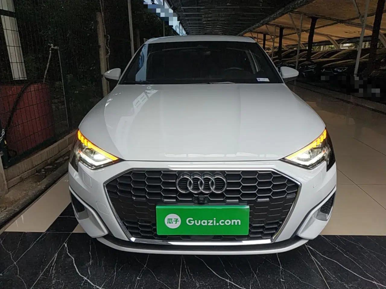 Audi A3 2021 Sportback 35 TFSI Ambition Style Edition — миниатюра 2