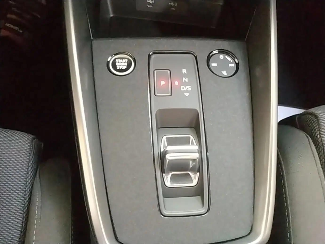 Audi A3 2021 Sportback 35 TFSI Ambition Style Edition — миниатюра 16