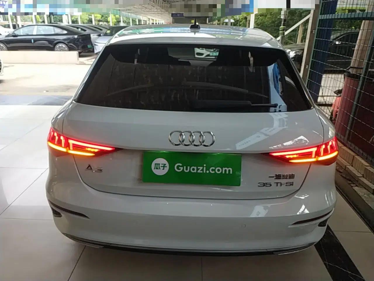 Audi A3 2021 Sportback 35 TFSI Ambition Style Edition — миниатюра 5