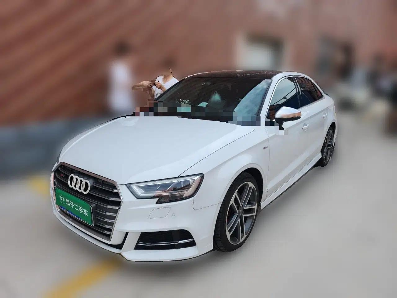 Audi A3 2017 Limousine 35 TFSI Sport Edition — миниатюра 1