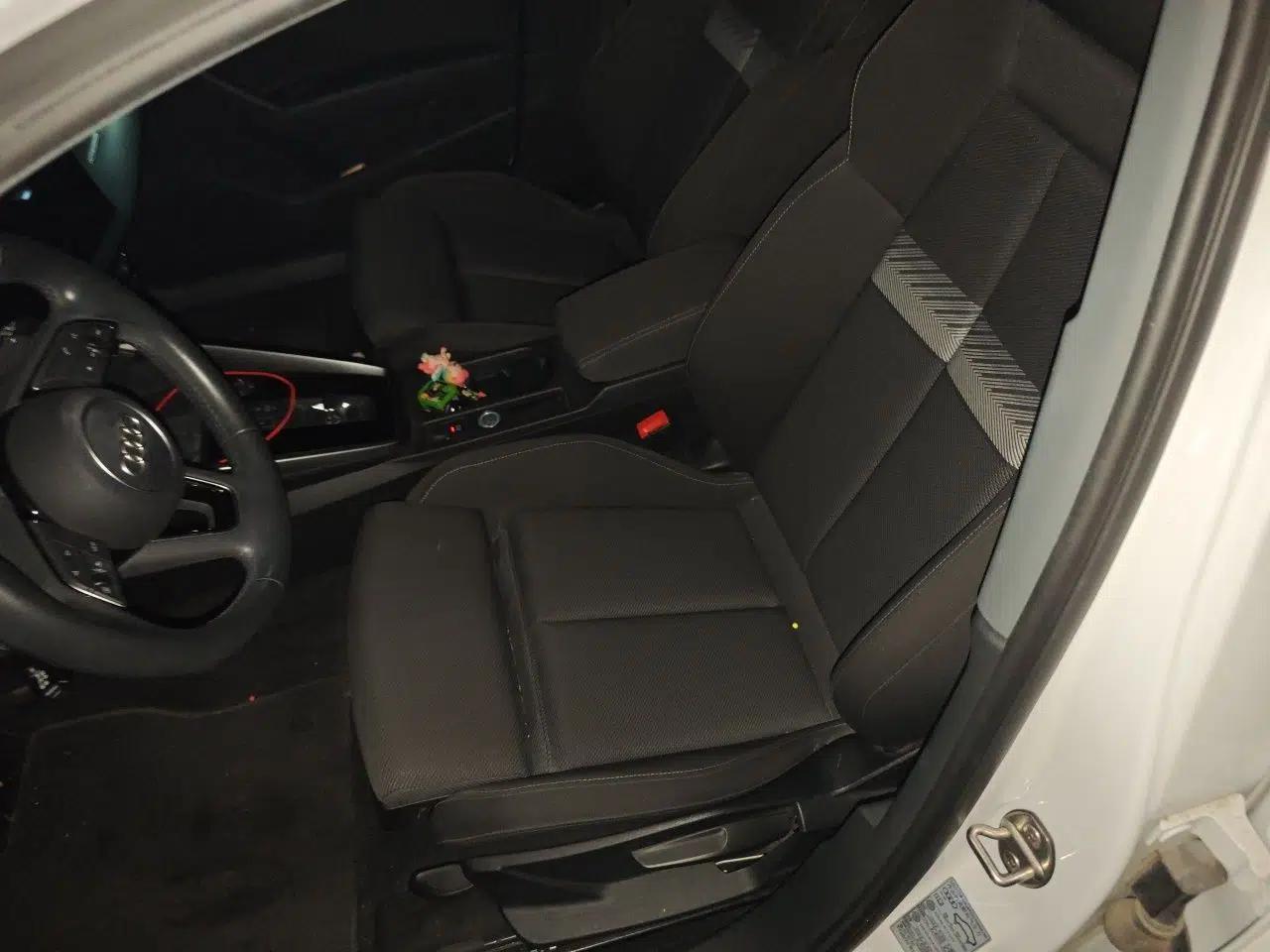 Audi A3 2021 Sportback 35 TFSI Ambition Style Edition — миниатюра 15