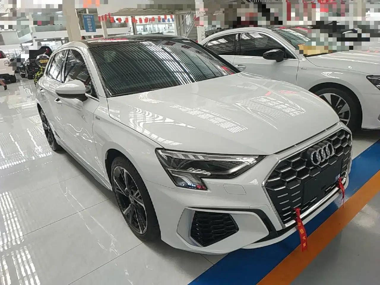 Audi A3 2024 Sportback 35 TFSI Fashionable Sports Model — миниатюра 12