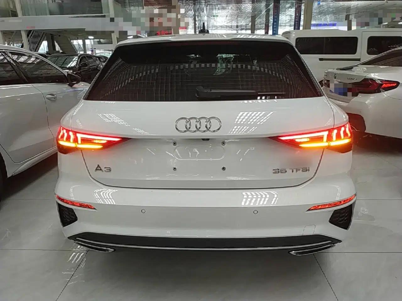 Audi A3 2024 Sportback 35 TFSI Fashionable Sports Model — миниатюра 5