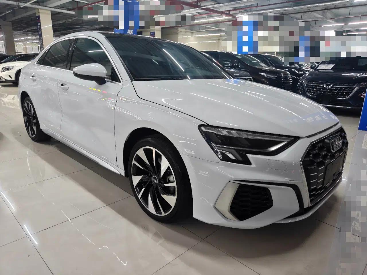 Audi A3 2024 A3L Limousine 35 TFSI Fashion Sport Model — миниатюра 3