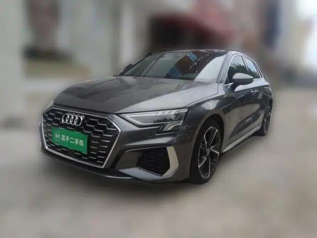 Audi A3 2022 Sportback 35 TFSI Fashionable Sports Model