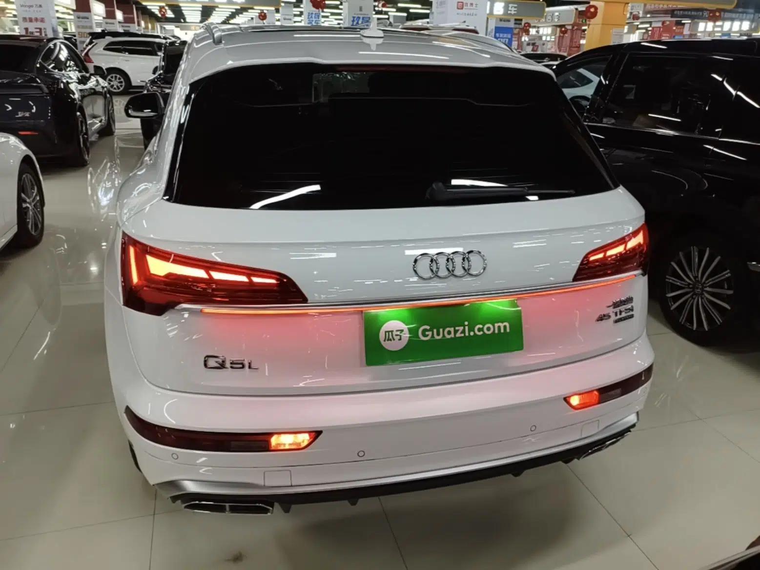 Audi Q5L 2022 45T Luxury Dynamic Model — миниатюра 5