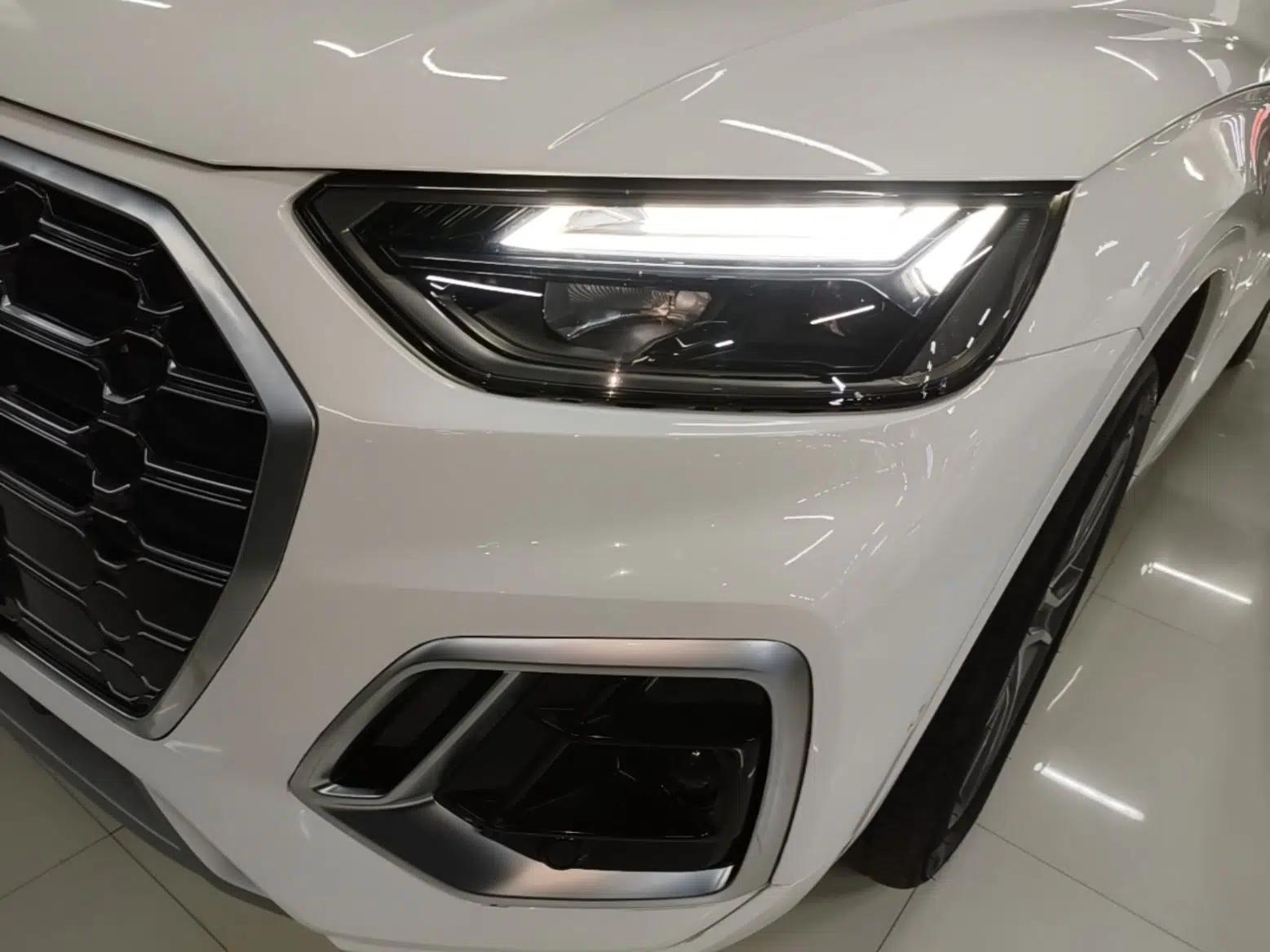 Audi Q5L 2022 45T Luxury Dynamic Model — миниатюра 8