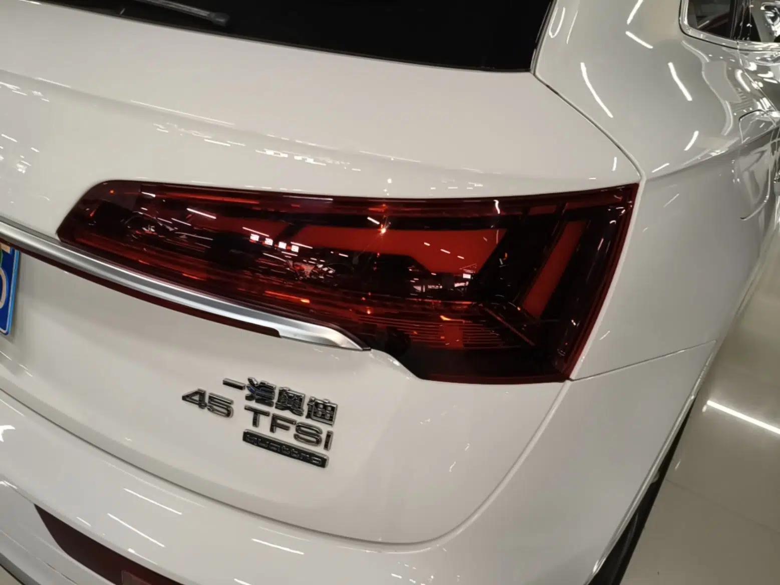 Audi Q5L 2022 45T Luxury Dynamic Model — миниатюра 9