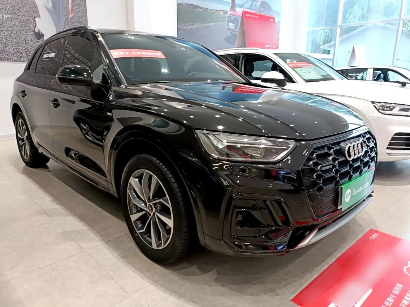 Audi Q5L 2024 40 TFSI Fashion Dynamic Model — миниатюра 3