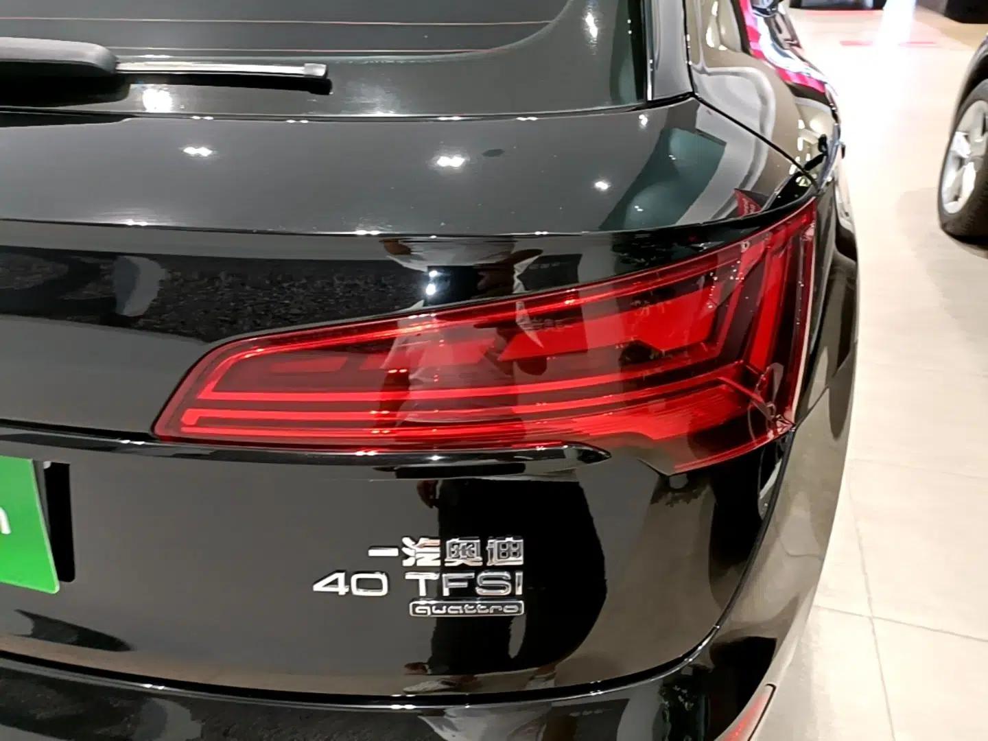 Audi Q5L 2024 40 TFSI Fashion Dynamic Model — миниатюра 9