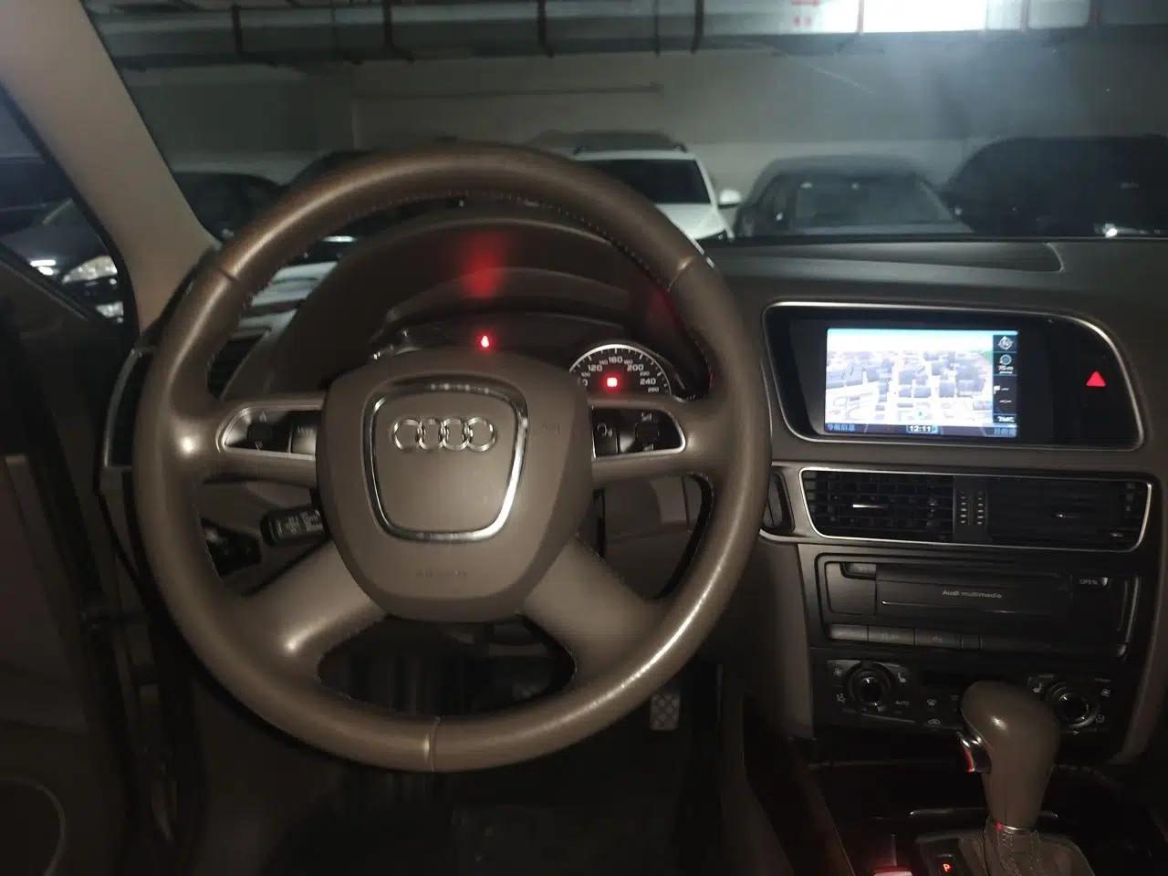 Audi Q5 2011 2.0TFSI Comfort Version — миниатюра 10