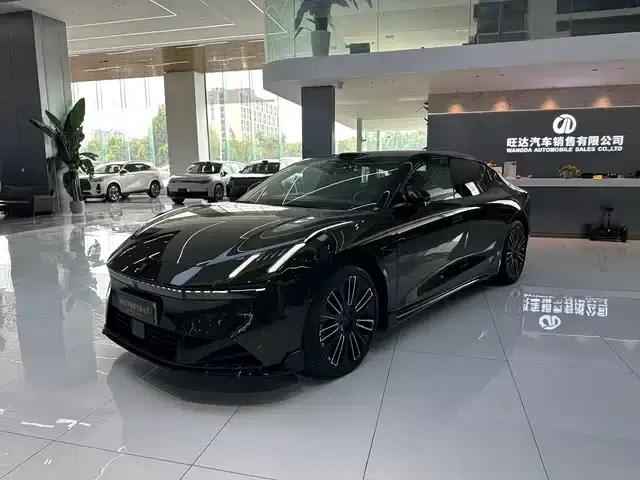 Lynk & Co 10 2025 240 AWD Ultra Sport Edition