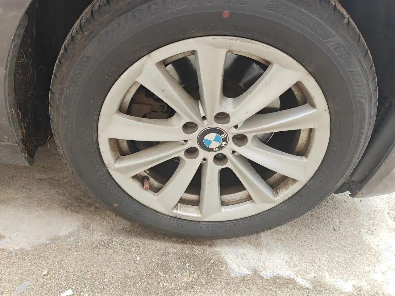 BMW 5 Series 2014 520Li Elegant Model — миниатюра 8
