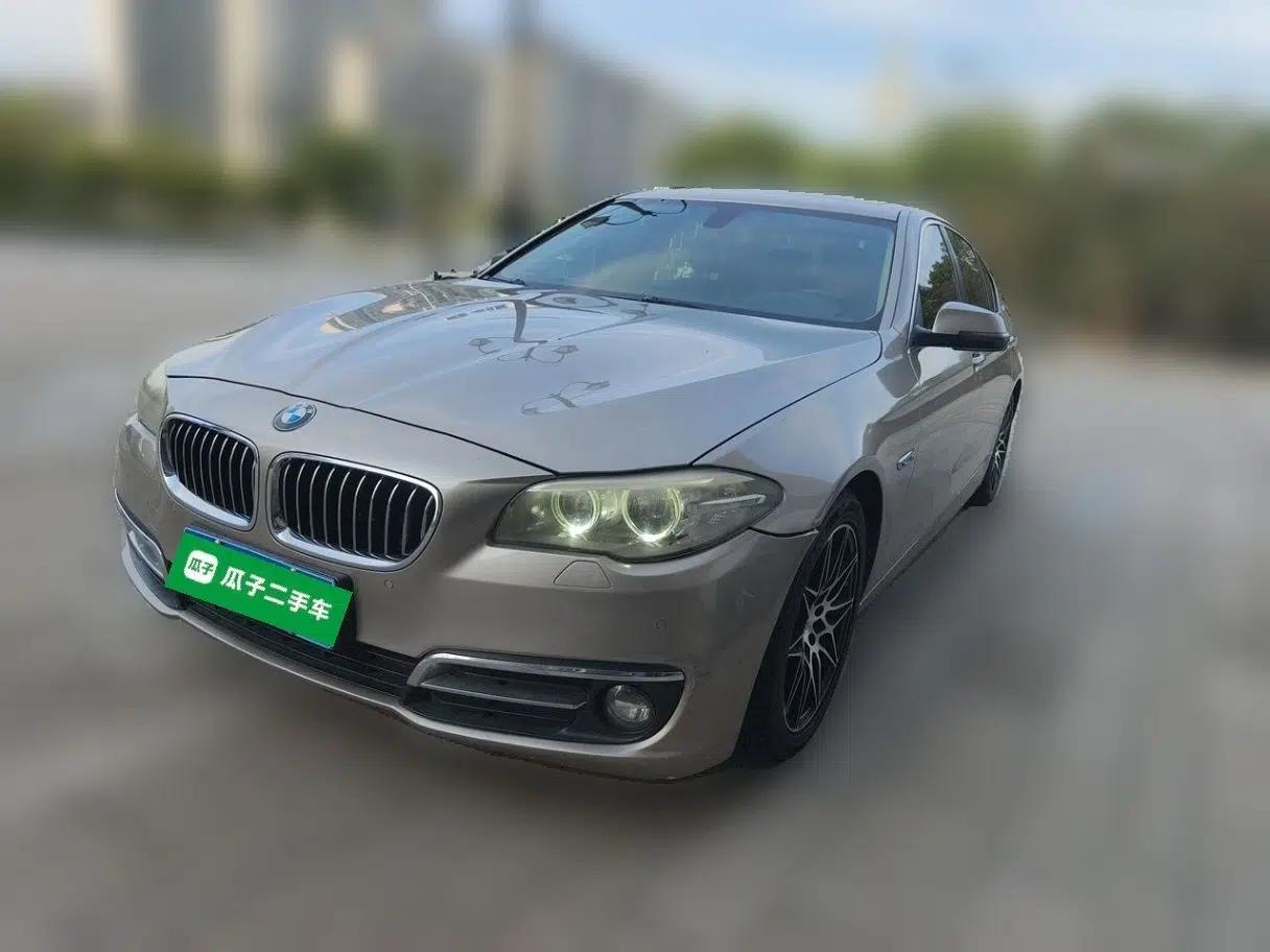 BMW 5 Series 2017 525Li Leading Model — миниатюра 1
