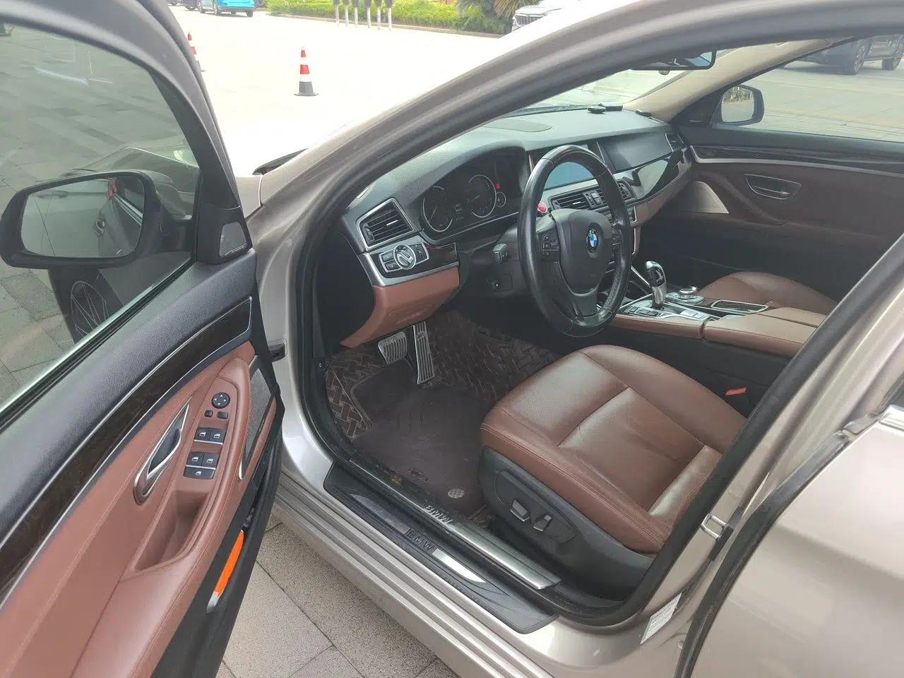 BMW 5 Series 2017 525Li Leading Model — миниатюра 16