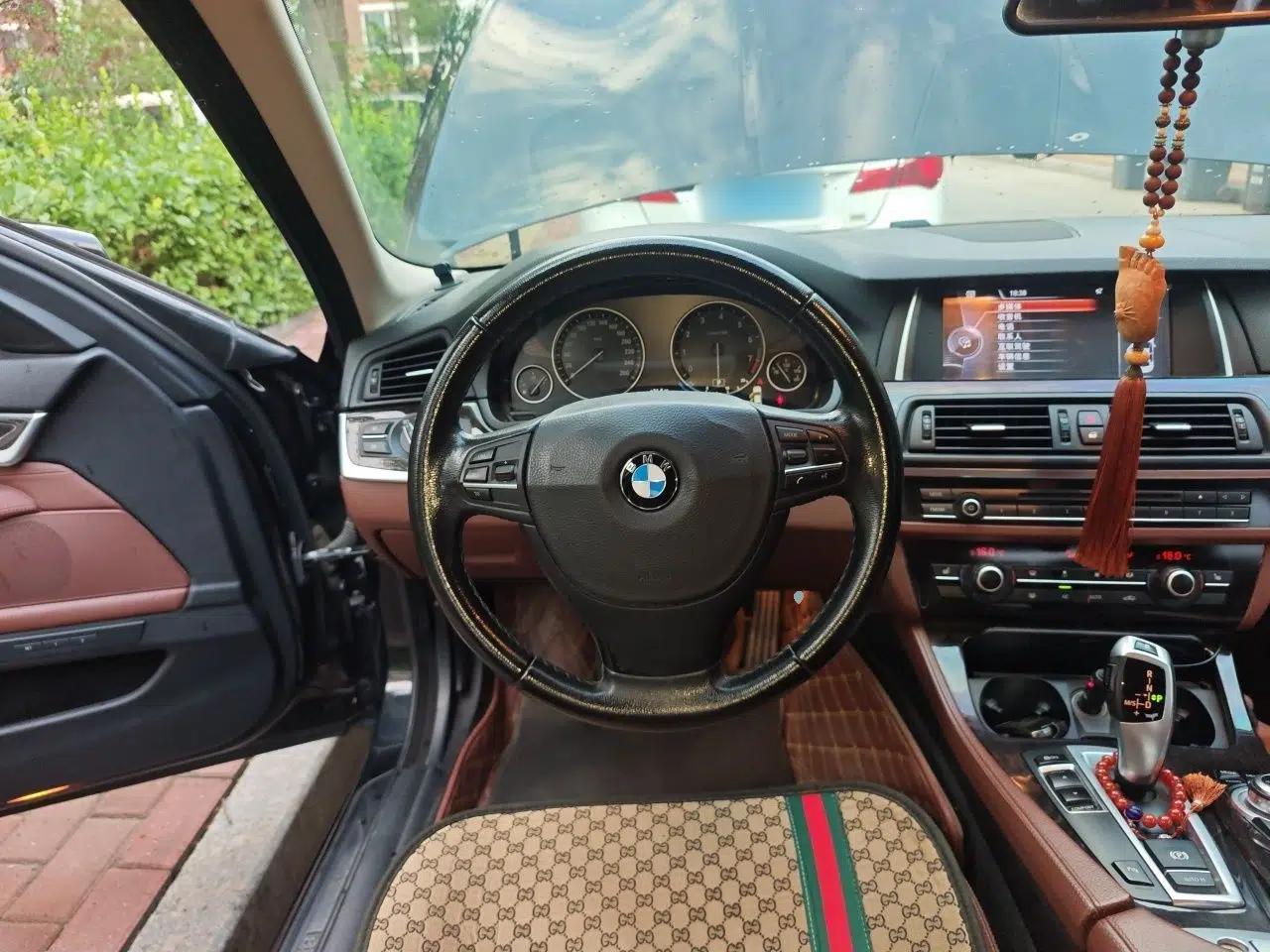 BMW 5 Series 2014 525Li Leading Model — миниатюра 10