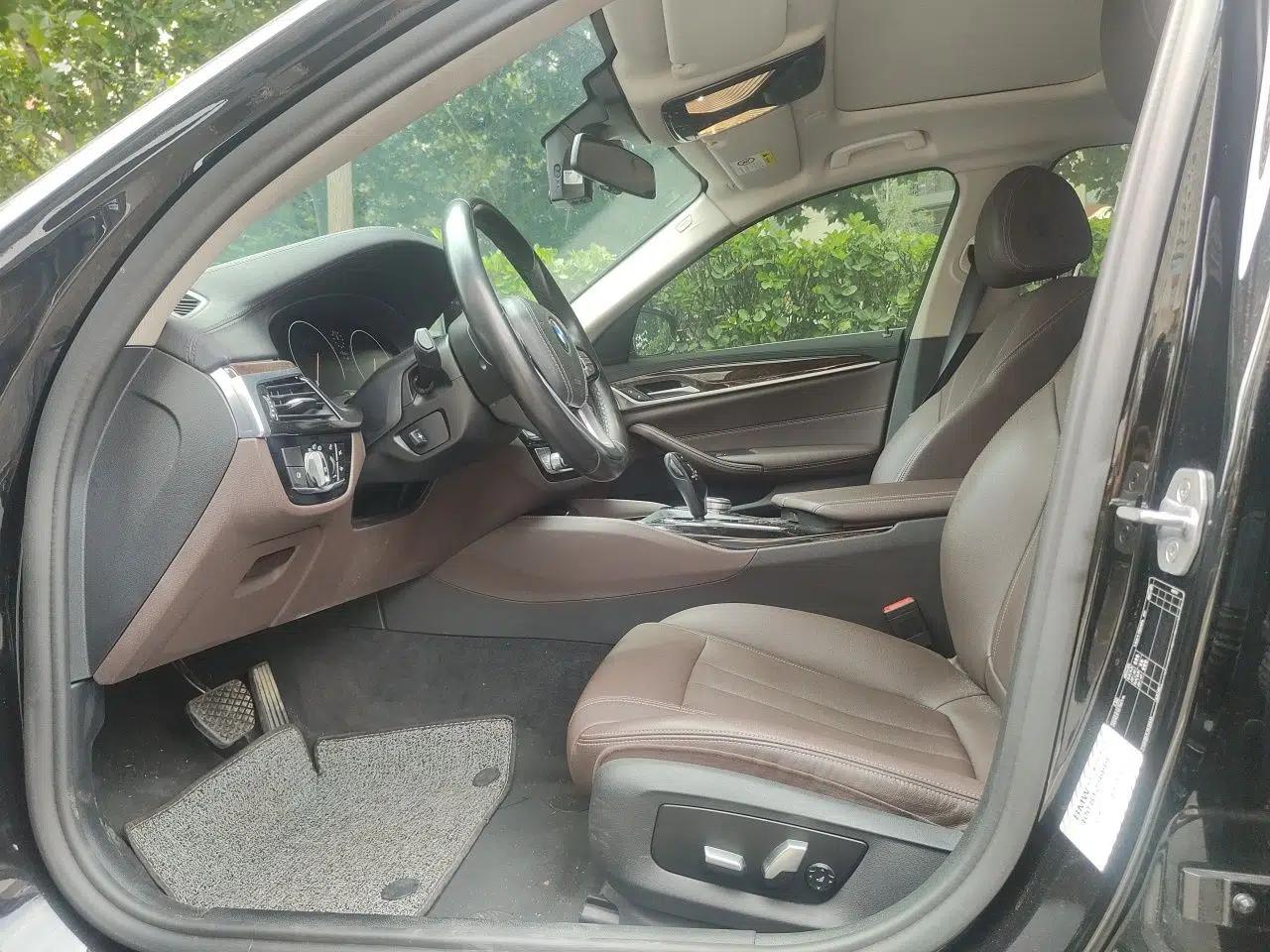 BMW 5 Series 2019 525Li Luxury Package — миниатюра 15