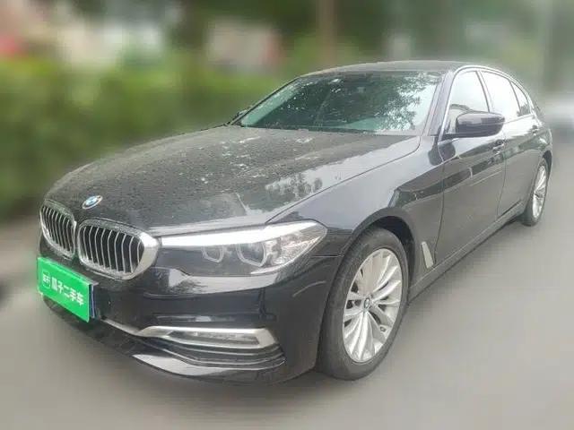 BMW 5 Series 2019 525Li Luxury Package