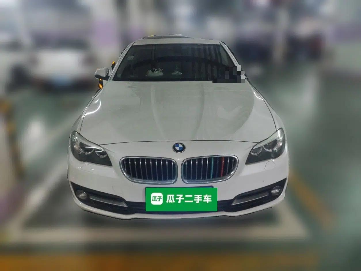 BMW 5 Series 2017 525Li Leading Model — миниатюра 2