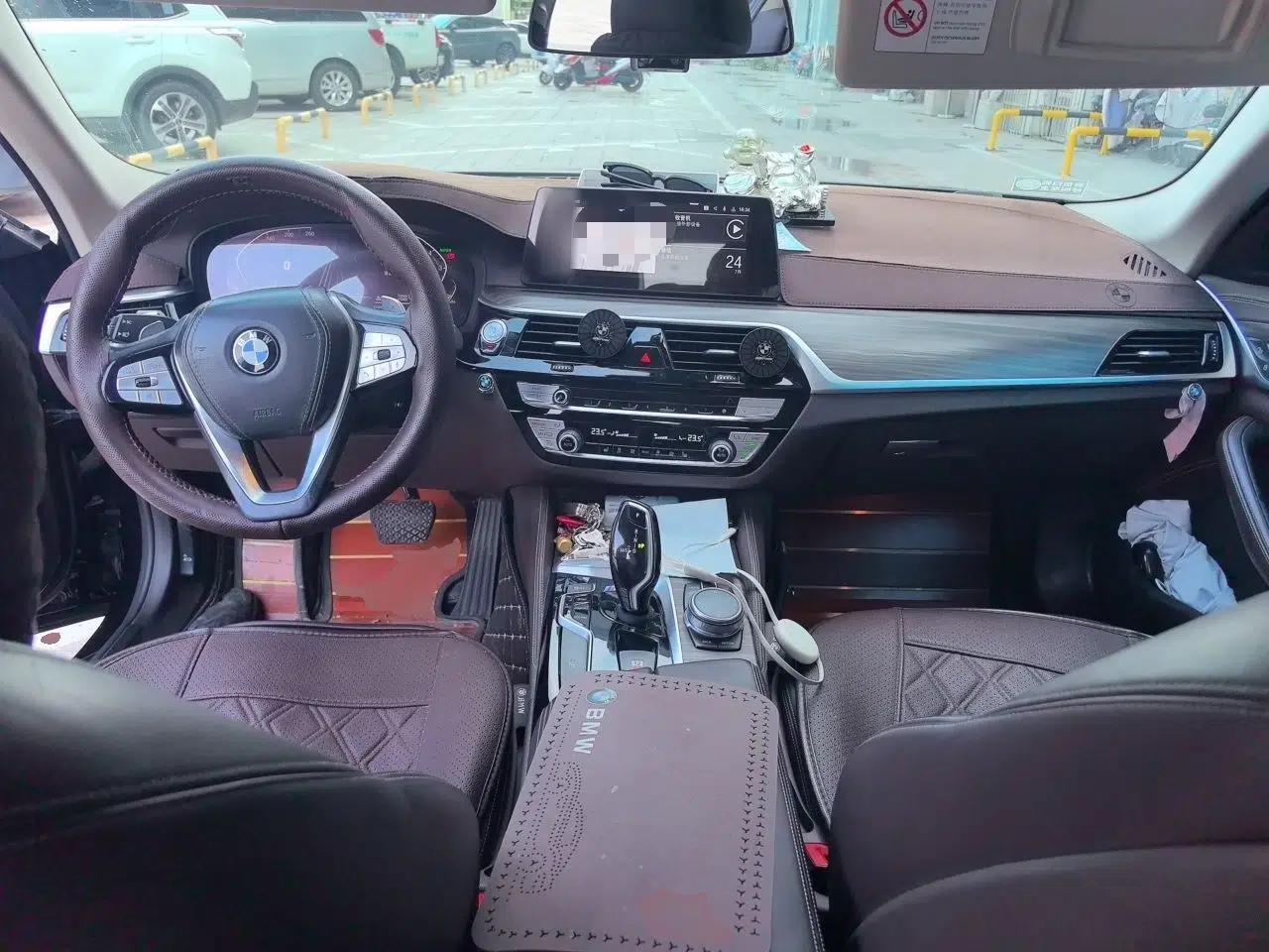 BMW 5 Series 2020 530Li Leading Edition Luxury Package — миниатюра 9