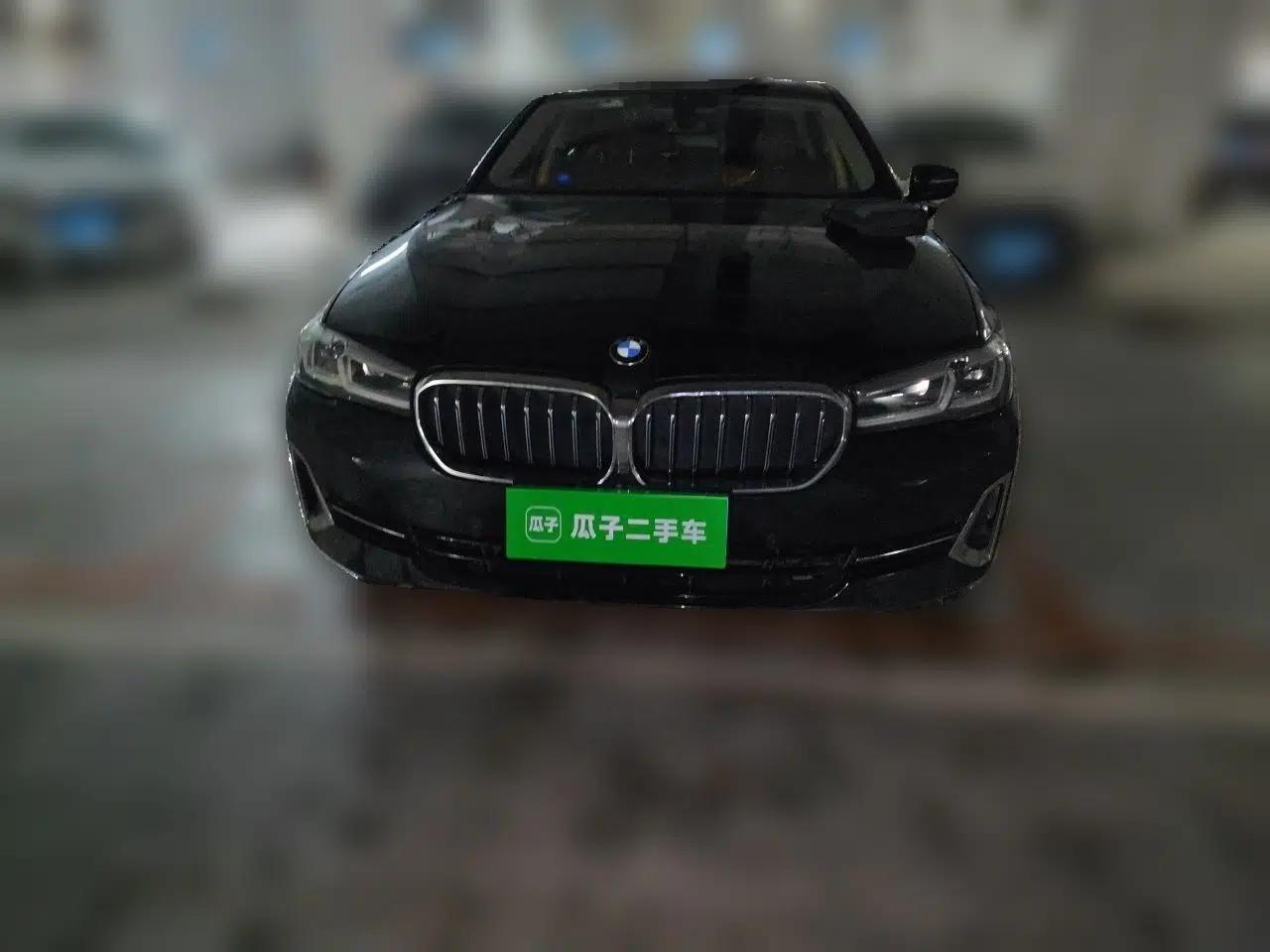 BMW 5 Series 2022 Updated 530Li Leading Edition Luxury Package — миниатюра 2