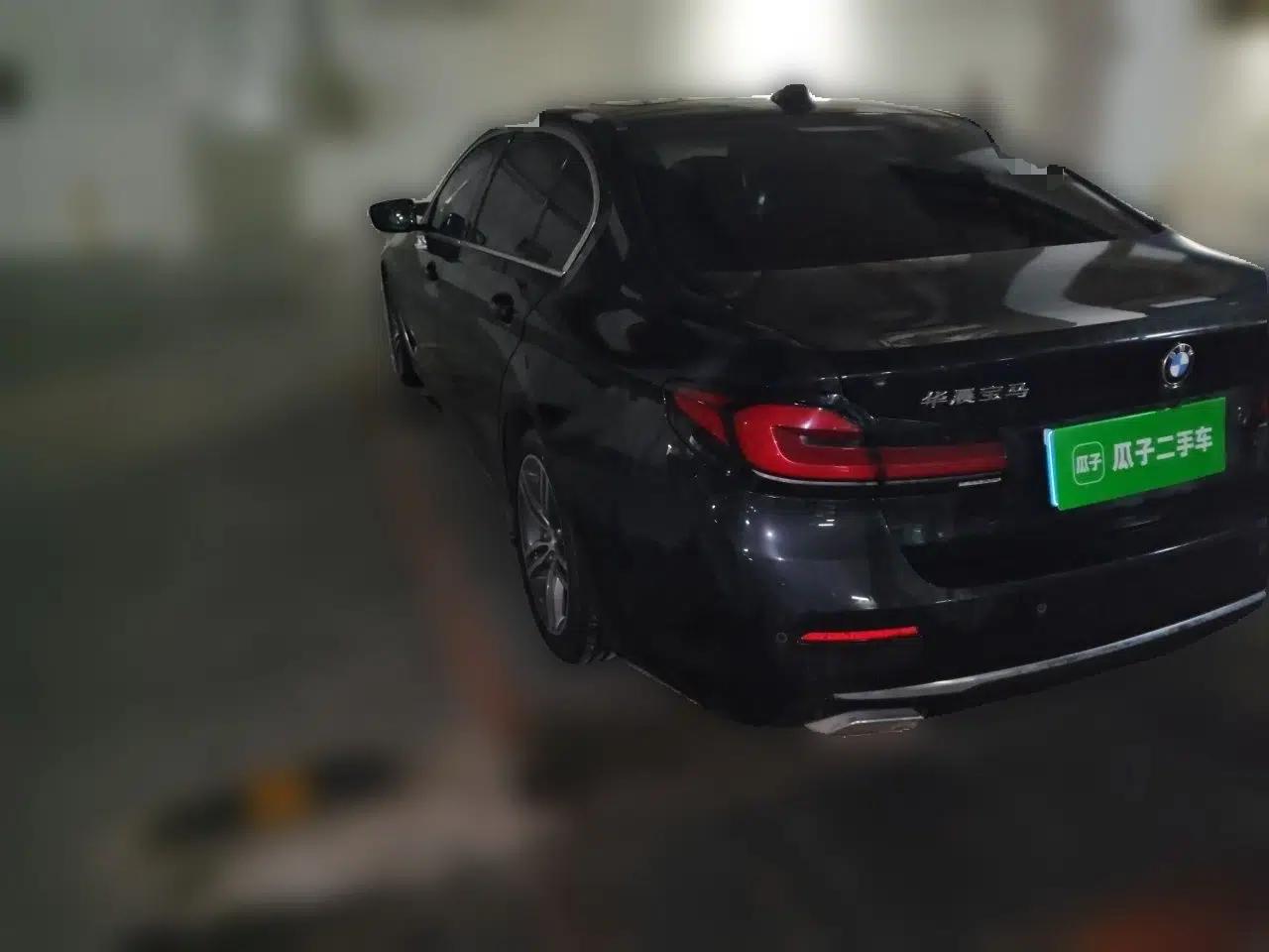 BMW 5 Series 2022 Updated 530Li Leading Edition Luxury Package — миниатюра 4