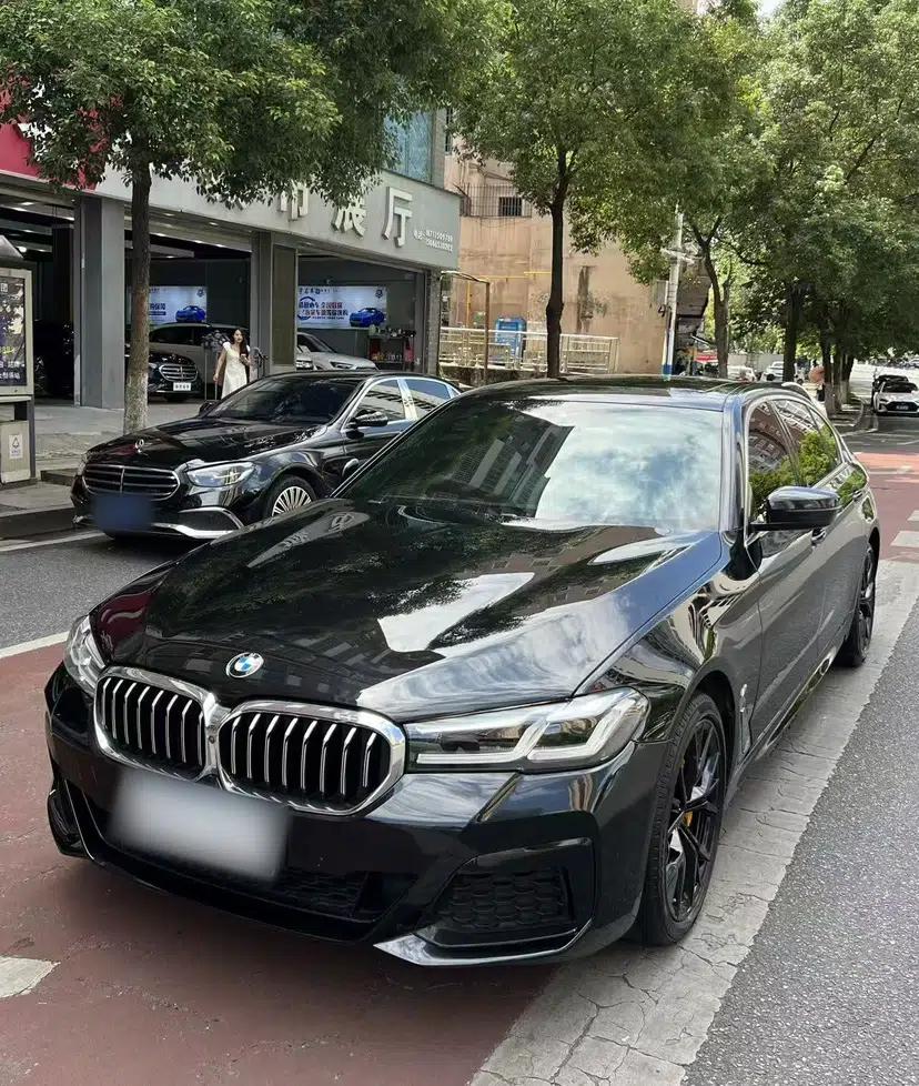 BMW 5 Series 2021 530Li Luxury Edition M Sport Package — миниатюра 1