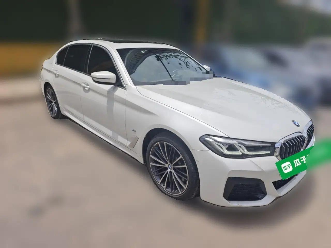 BMW 5 Series 2022 Second Facelift 530Li Leading Edition M Sport Package — миниатюра 3