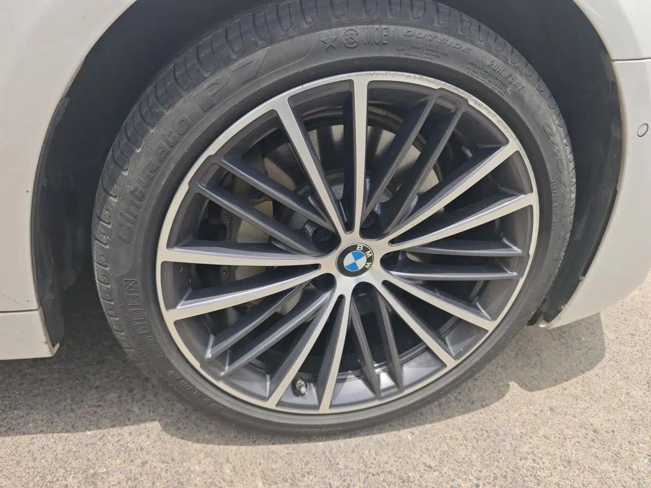BMW 5 Series 2022 Second Facelift 530Li Leading Edition M Sport Package — миниатюра 8