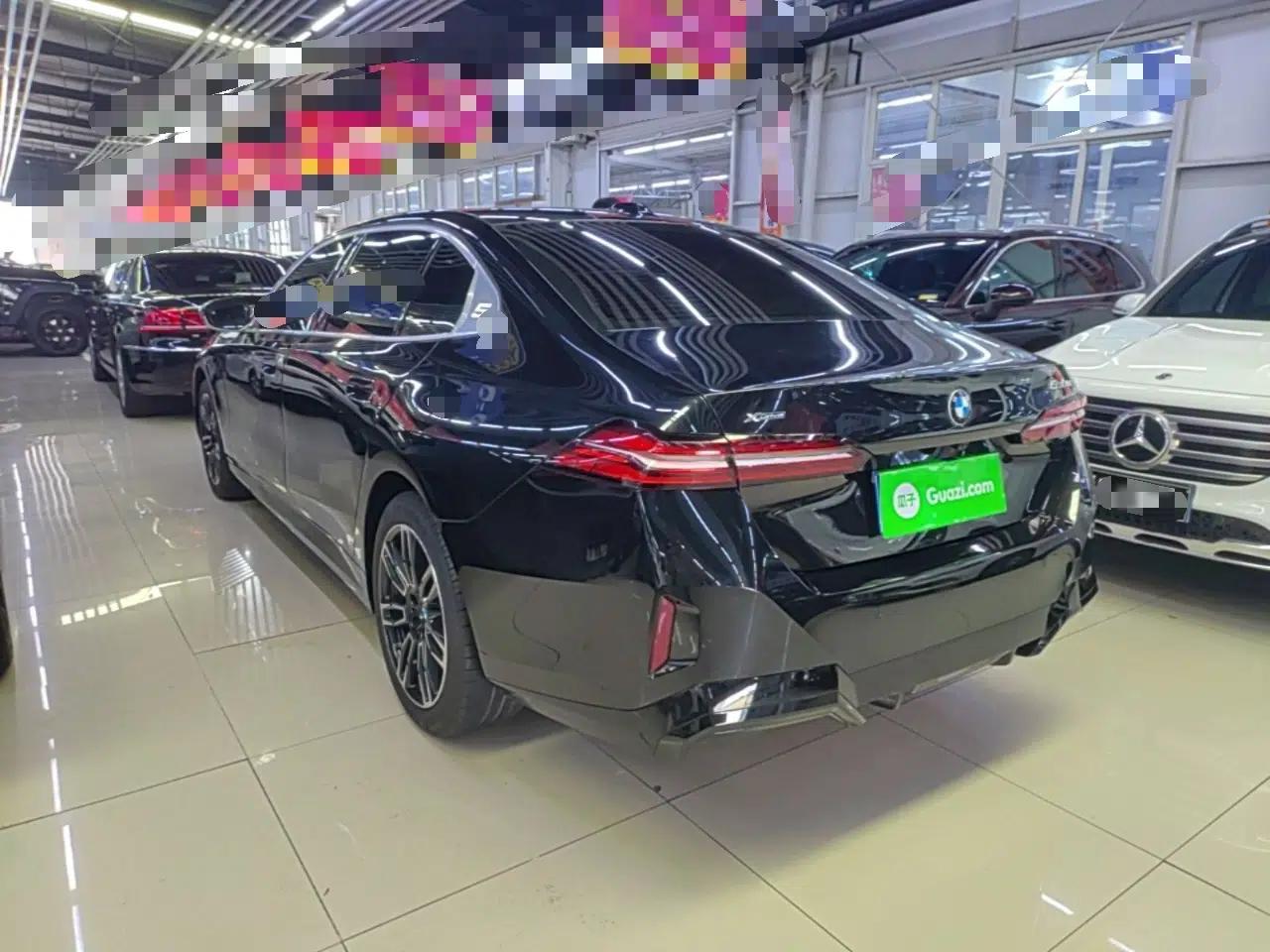 BMW 5 Series 2026 530Li Leading M Sport Package — миниатюра 4